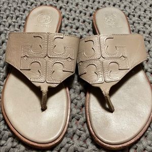 Tory Burch - Weston Full Logo Thong Sandal